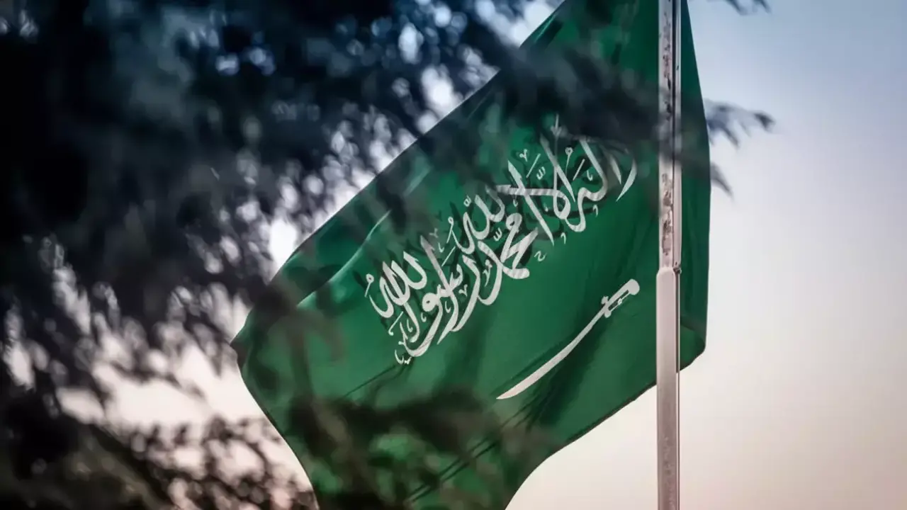 السعودية تلغي نظام الكفالة نهائيًا.. 13 مليون عامل أحرار مع تأثير خاص على اليمنيين